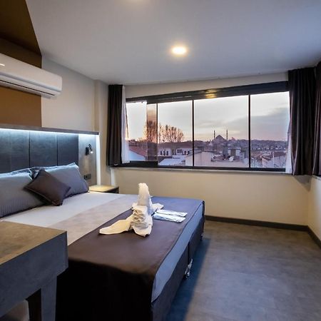 The Queen Hotel อิสตันบูล ภายนอก รูปภาพ